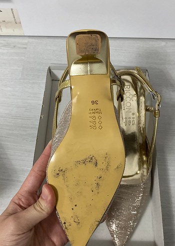 Altın Rengi Stiletto Topuklu Kadın Ayakkabı - Görsel 2