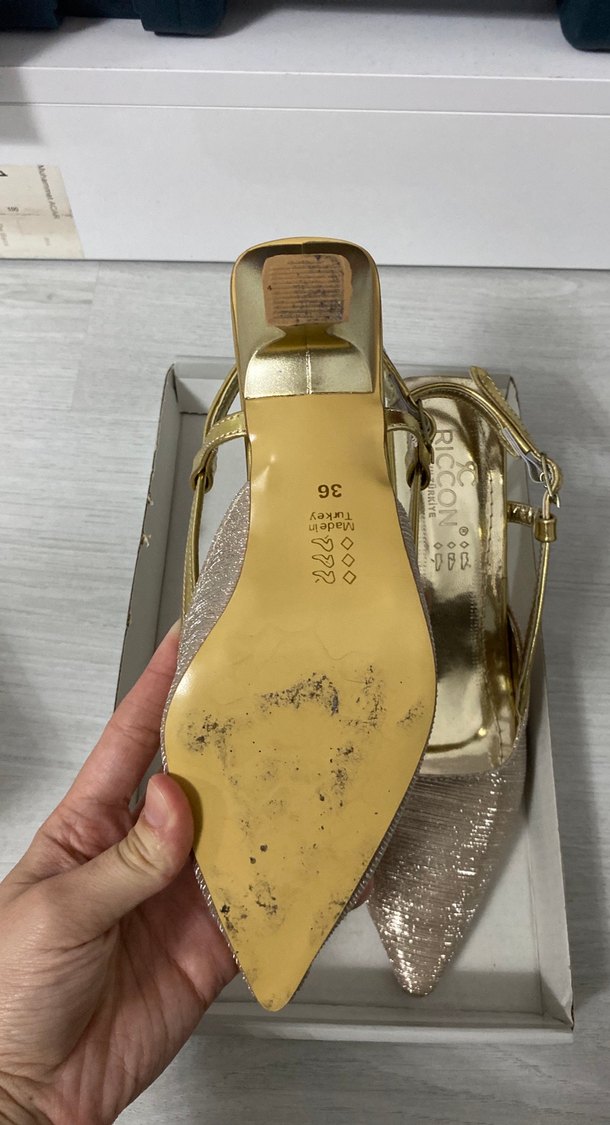 Altın Rengi Stiletto Topuklu Kadın Ayakkabı - Görsel 2
