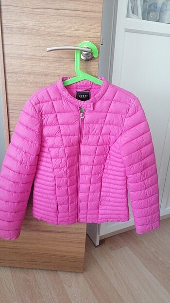 Guess mont pembe renk