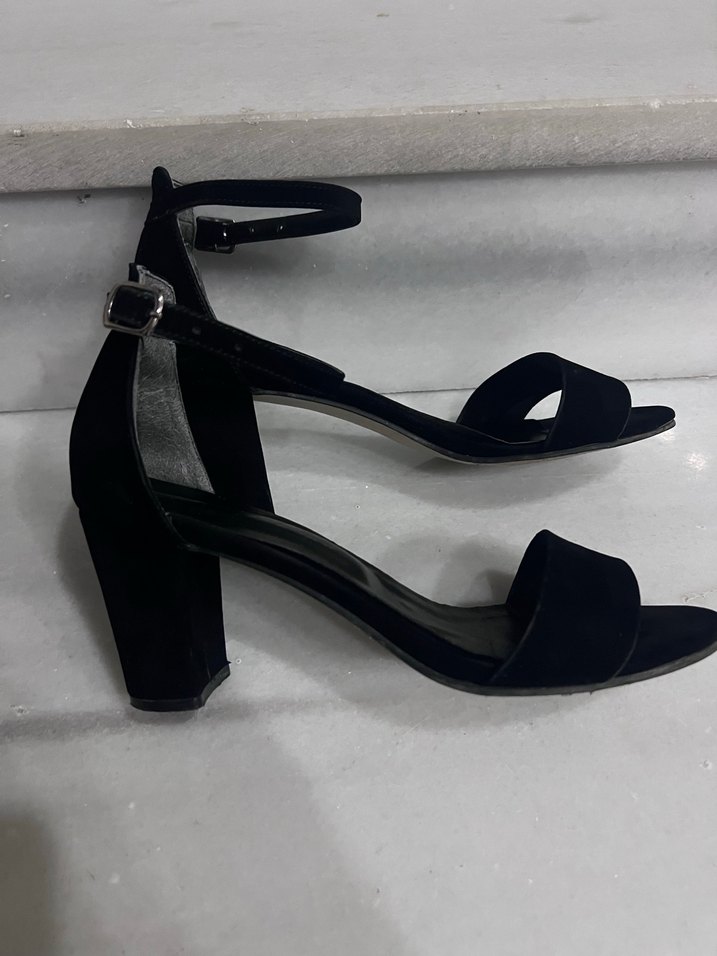 Tek Bantlı Topuklu Ayakkabı - Görsel 3