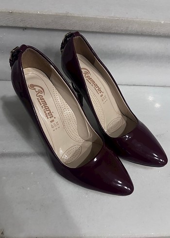 Topuk Detaylı Ayakkabı - Görsel 3