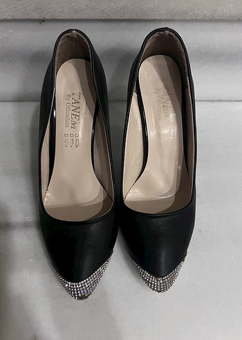 Önü Taş Detaylı Stiletto Ayakkabı - Görsel 2