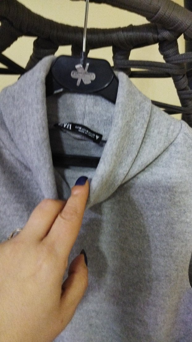 Gri Boğazlı Kolsuz Kadın Kazak - Görsel 2