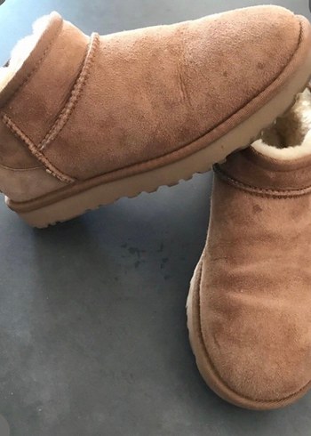 37 Beden Uggs Classic Ultra Mini