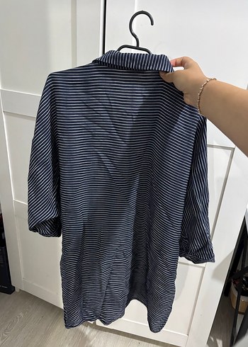 Massimo Dutti Düğmeli Lacivert Çizgili Keten Gömlek