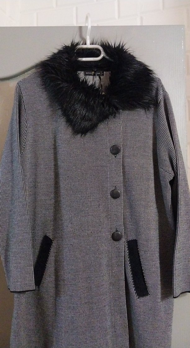 Kürk Detaylı Uzun Gri Kadın Kaban - Görsel 2