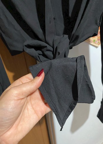 Düğmeli Siyah Kadın Uzun Kollu Gömlek - Görsel 5