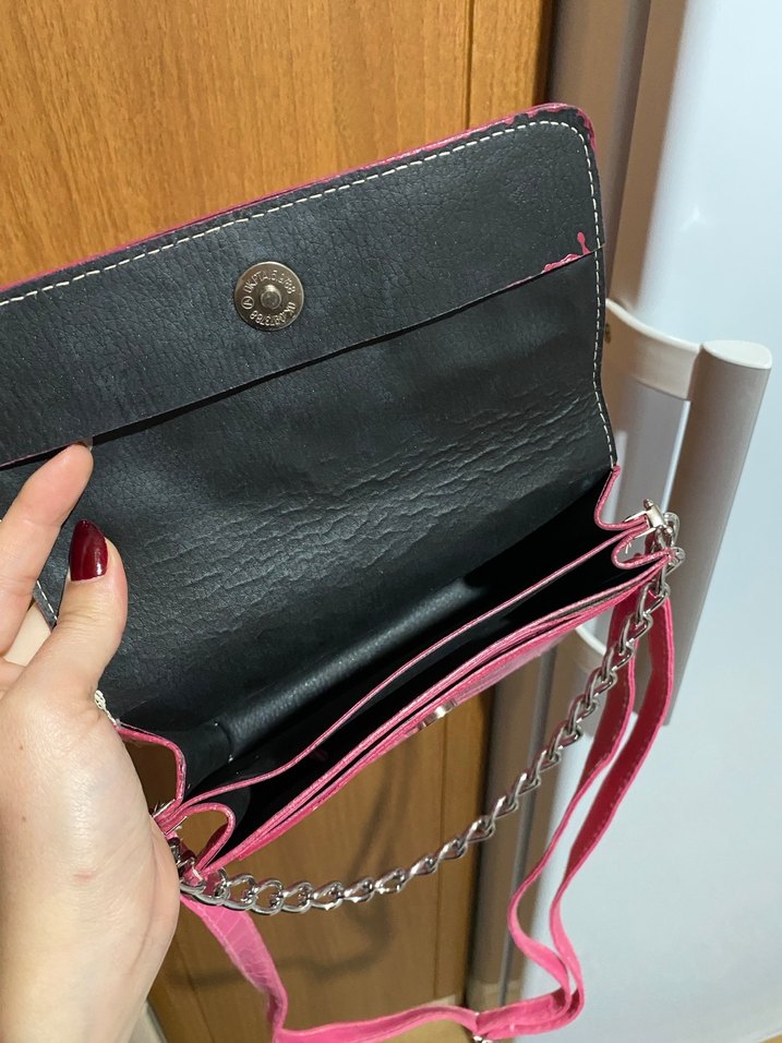 Pembe Zincir Detaylı Yılan Desenli Deri Çanta - Görsel 4