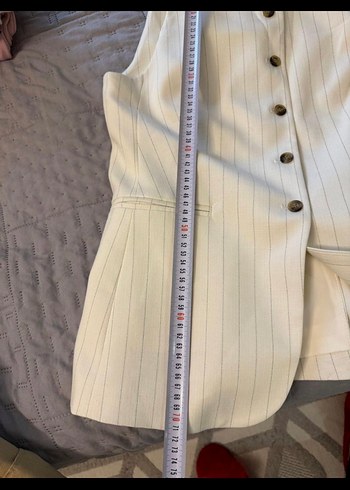 Düğmeli Kolsuz Beyaz Kadın Yelek - Görsel 6