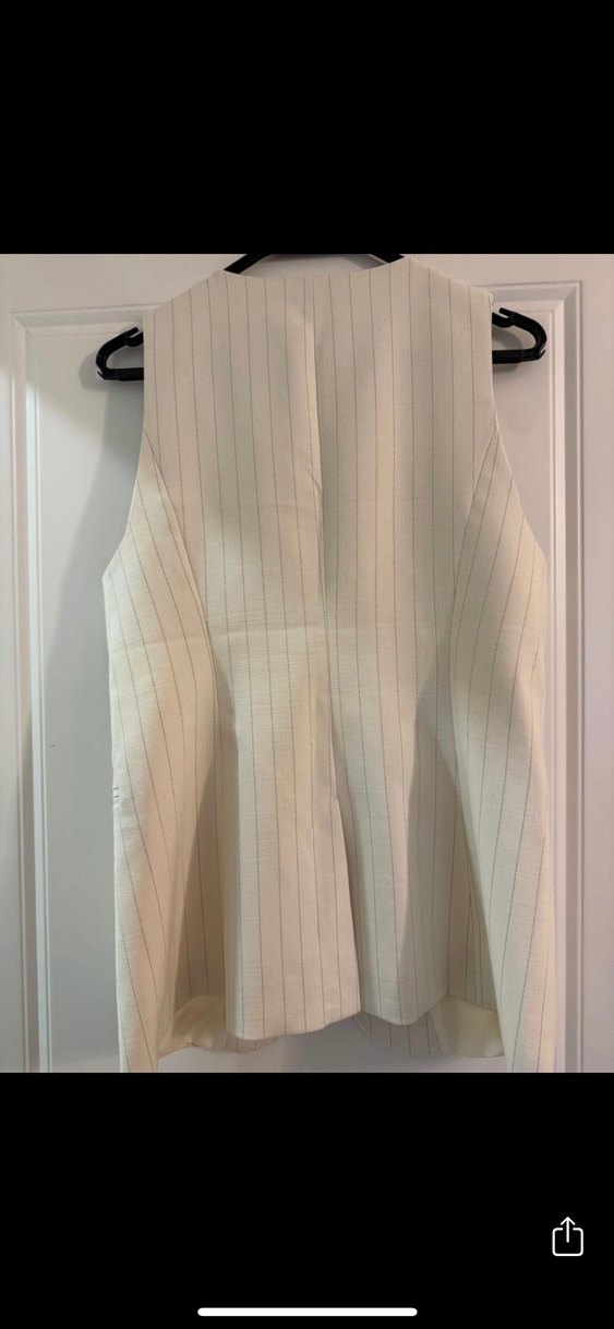 Düğmeli Kolsuz Beyaz Kadın Yelek - Görsel 4