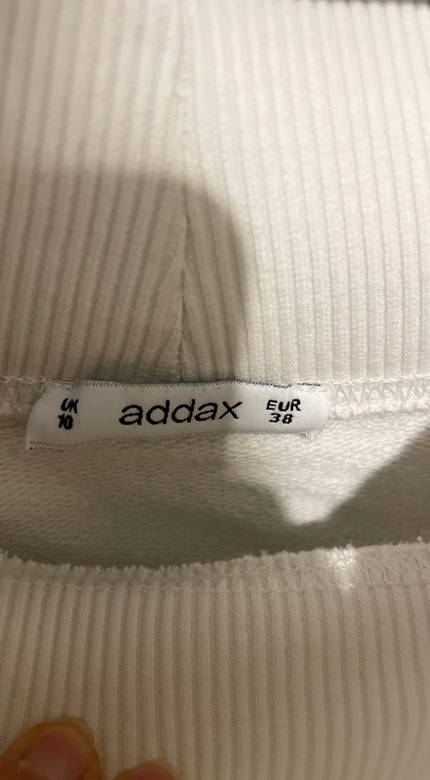 Beyaz crop sweatshirt - Görsel 3