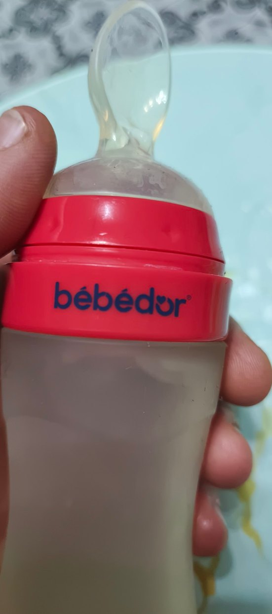 Bebedor Kaşıklı Kırmızı silikonlu  Bebek Biberonu - Görsel 4