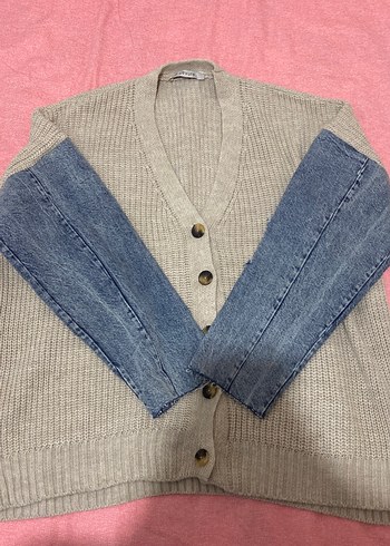 Oversize kol detaylı hırka