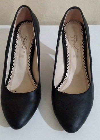 Klasik Siyah Tokalı Stiletto - Görsel 3