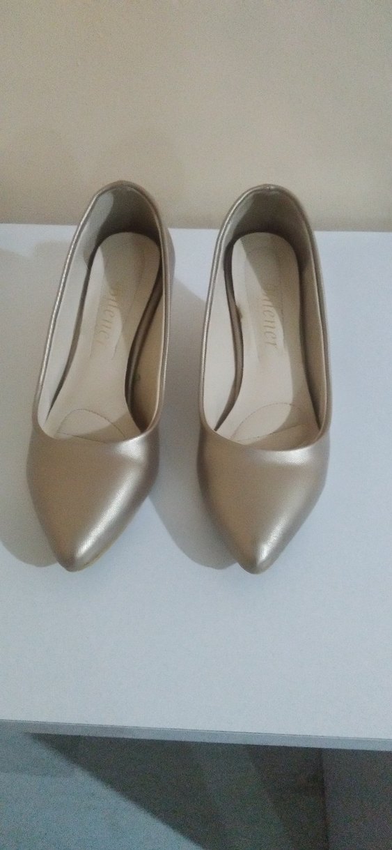 altin rengi dar geldiği için satıyorum  İnce Topuklu Kadın - Görsel 2