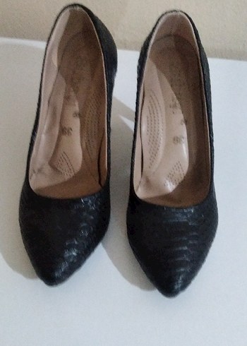 Klasik Siyah Yılan Desenli Stiletto Topuklu Ayakkabı - Görsel 3