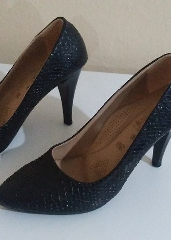 Klasik Siyah Yılan Desenli Stiletto Topuklu Ayakkabı - Görsel 2