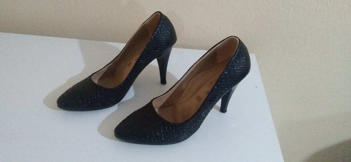 Klasik Siyah Yılan Desenli Stiletto Topuklu Ayakkabı - Görsel 2