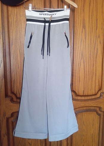 Spor Bol Kesim Pantolon eşofman (s m beden)