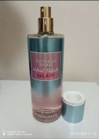 Victoria s Secret Victoria's Secret Velvet Petals Splash Kadın Parfüm