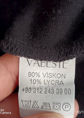 Siyah V Yakalı Kolsuz dizaltı 
Elbise - Görsel 6