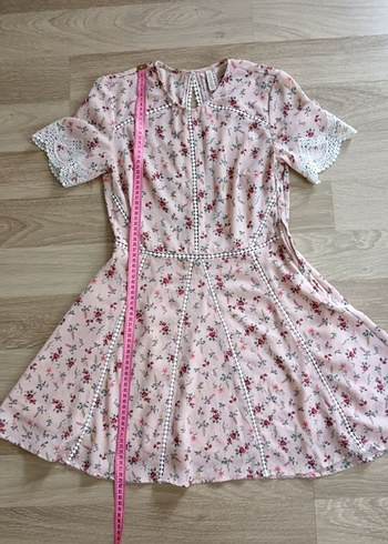 Dantel Detaylı Pembe Çiçekli mini Elbise - Görsel 6