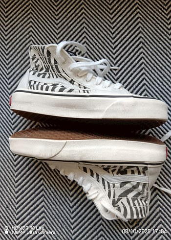 Van's Zebra Desenli  bilekli ayakkabı. - Görsel 8