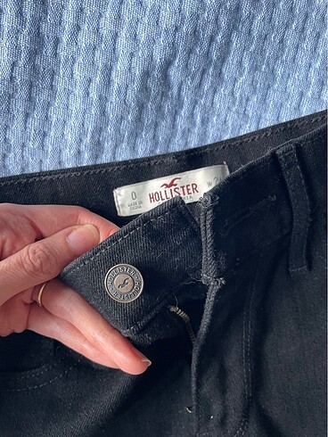 Hollister HOLLISTER SİYAH KOT ŞORT