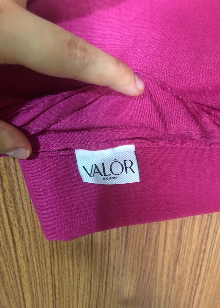 Valor Scarf Şal - Görsel 2