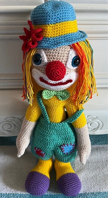 Palyaço amigurumi bebek