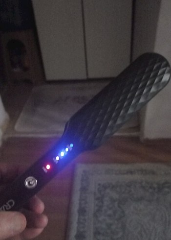 Beden Renk CRASTS Siyah Saç Düzleştirici
