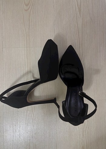 Siyah Stiletto Topuklu Kadın Ayakkabı - Görsel 2