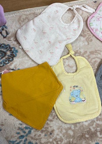 LC Waikiki Kız bebek önlük