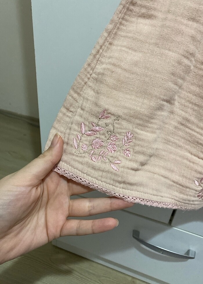 Kız bebek şapkalı elbise - Görsel 3