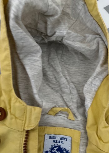 Kapüşonlu Sarı Erkek Çocuk Kaban - Görsel 5
