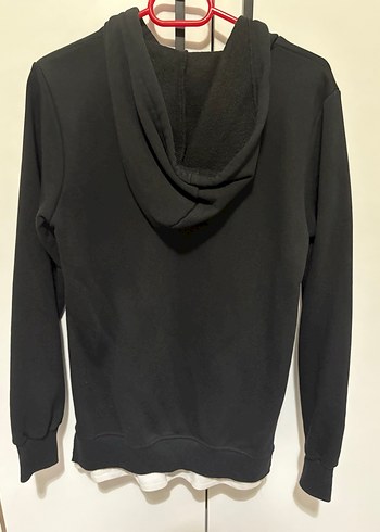 Siyah Kapüşonlu Uzun Kollu Sweatshirt - Görsel 3