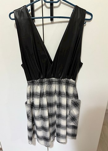 Düğmeli V Yakalı Midi Gri Ekose Elbise - Görsel 2