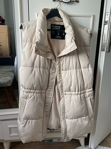 Stradivarius şişme yelek