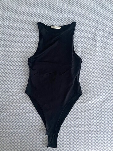 Pull bear body