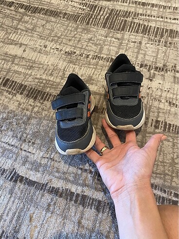 23 Beden siyah Renk Orjinal çocuk Adidas
