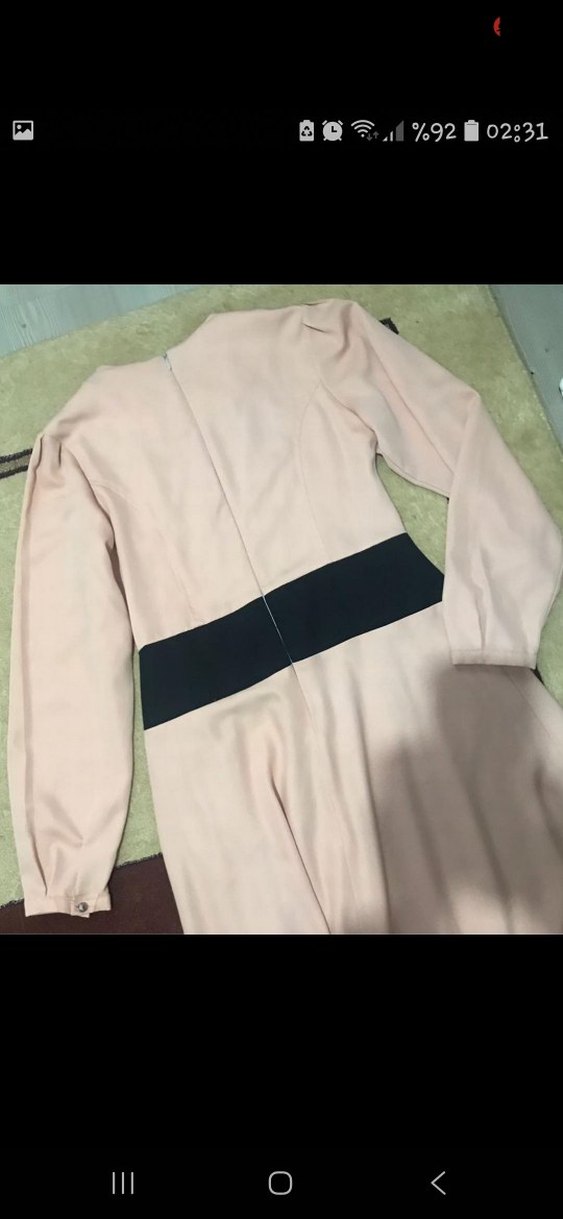 Bej Uzun Kollu Kemerli Kadın Elbise - Görsel 5