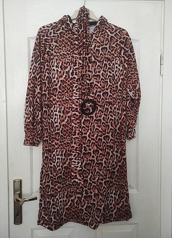 Tunik leopar 