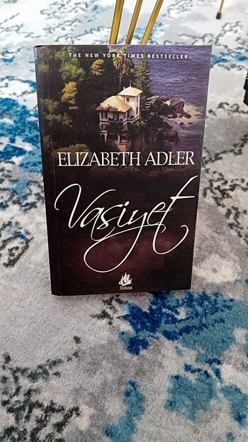 Elizabeth adler