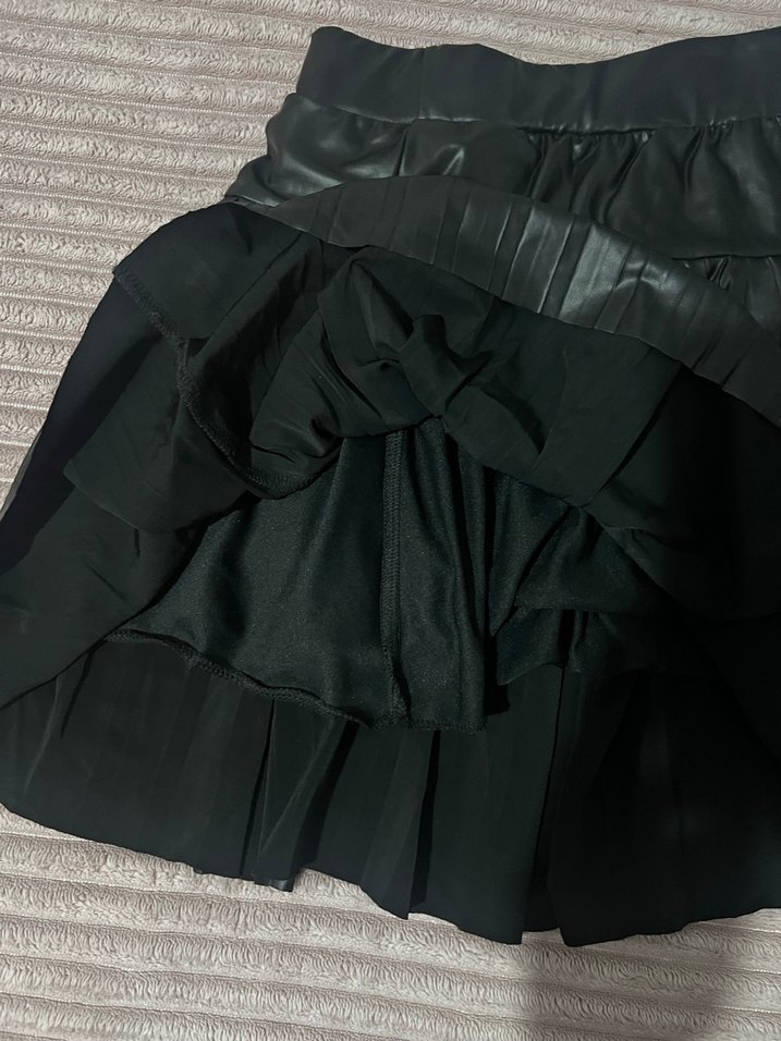 Siyah Deri Pilili Mini Etek - Görsel 2