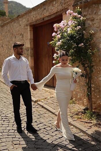Nikah elbisesi
