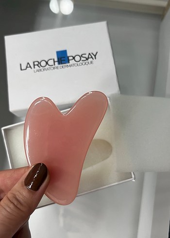 La Roche-Posay Göz Altı Masaj Taşı - Görsel 3