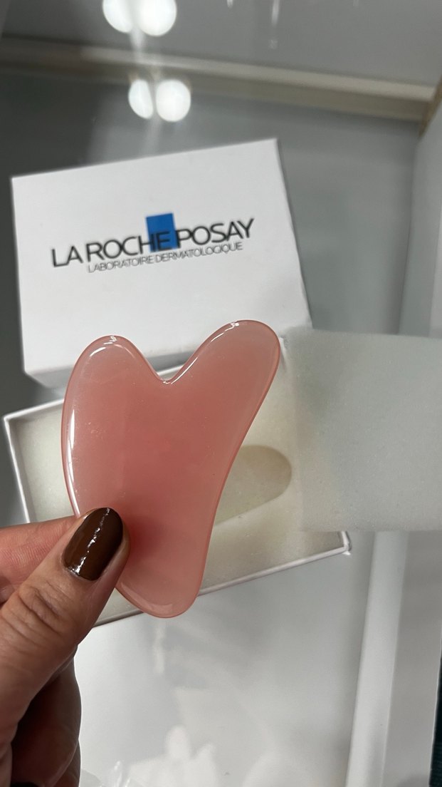 La Roche-Posay Göz Altı Masaj Taşı - Görsel 3