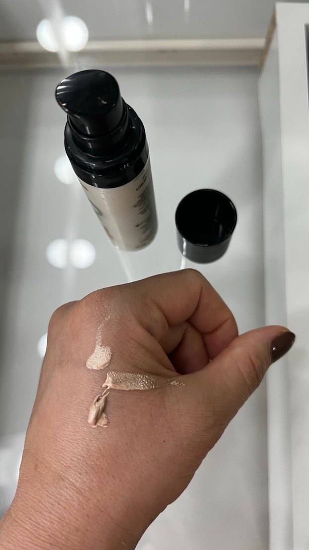 Golden Rose Sıvı Aydınlatıcı ve Baz - Starlight - Görsel 2