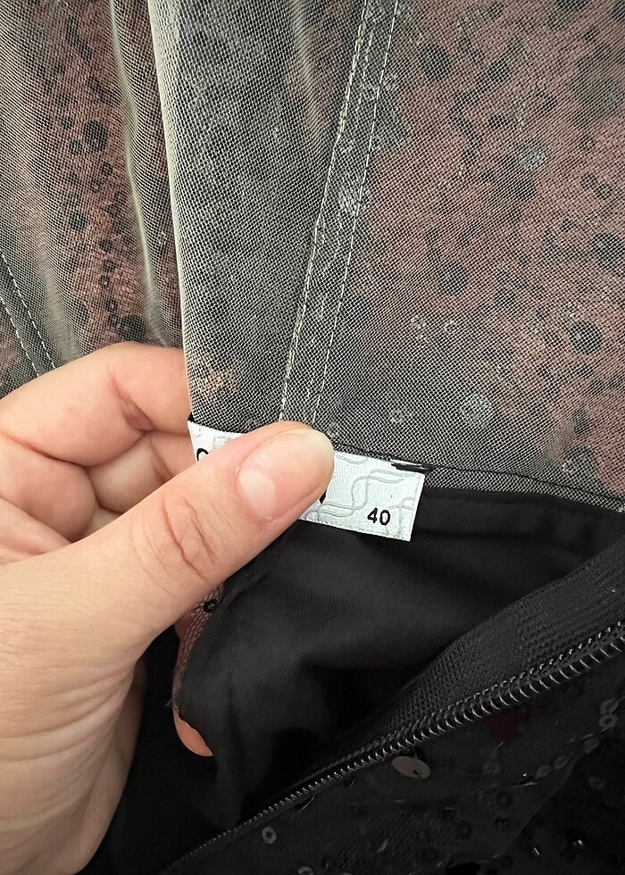 Balenli elbise siyah pullu - Görsel 5