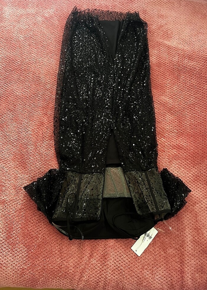 Balenli elbise siyah pullu - Görsel 3